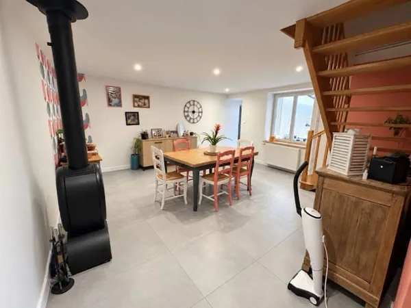Maison 5 pièces 164 m²