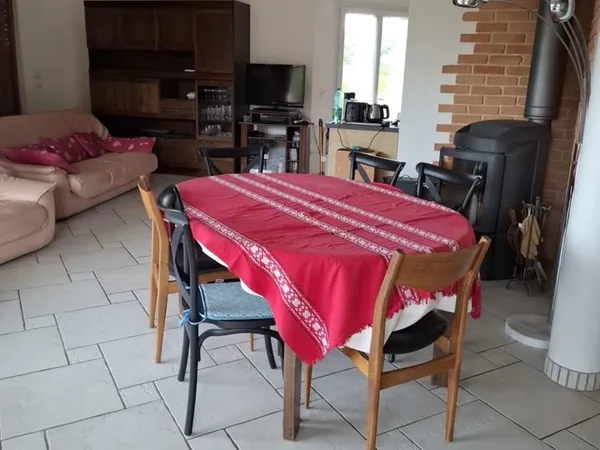 maison située à 15 km de Toulouse..