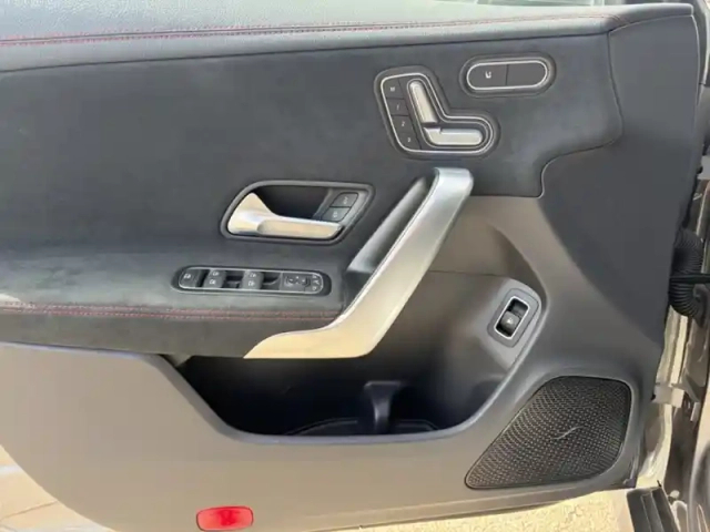 Mercedes Cla 250 e hybrid eq coupé amg — photo 20