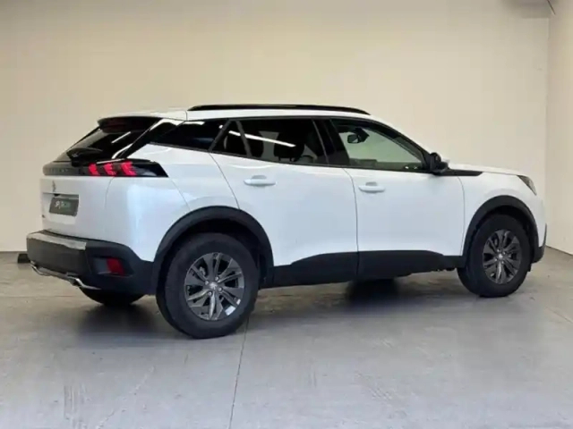 Peugeot 2008 1.2 puretech 100ch s&amp;s style — photo 3