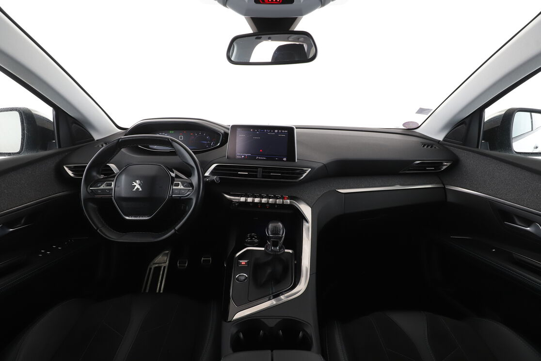 Peugeot 5008 1.2 PureTech Crossway — photo 12