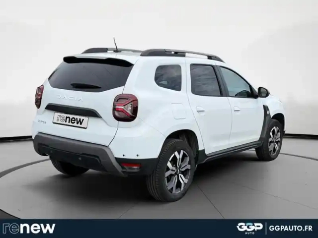 Dacia Duster 1.5 blue dci 115ch  journey + 4x2 — photo 5