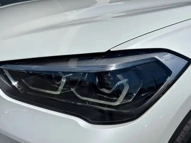 Bmw X1 xdrive 25e 220 ch bva6 — photo 10