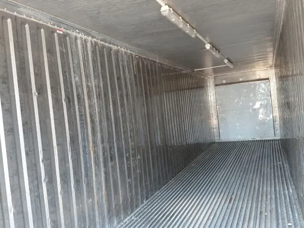Box de stockage isolé 14m2 ou 28m2