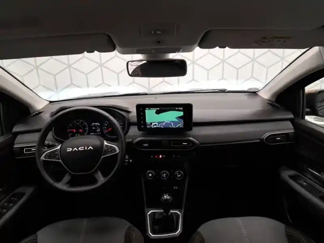 Dacia Sandero eco-g 100 — photo 44