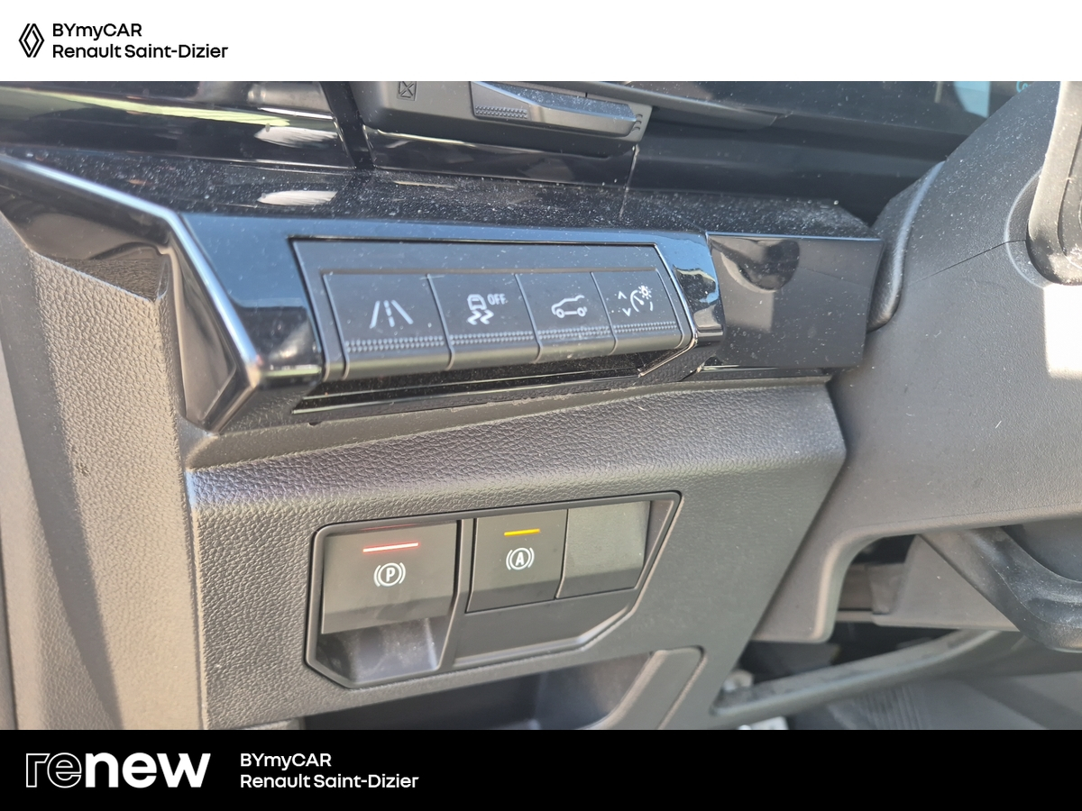 Renault Austral E-Tech hybrid 200 — photo 20