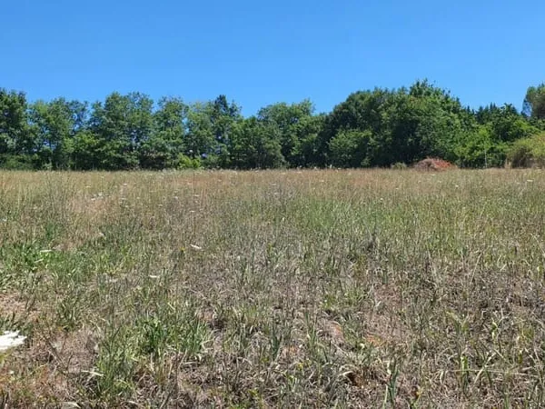 Terrain à bâtir viabilisé de 1129m² à 21 Km Cahors Sud-Ouest
