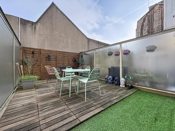 SUPERBE T2 AVEC TERRASSE HYPER CENTRE