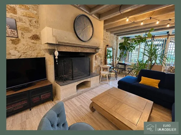 Maison 6 pièces 210 m²