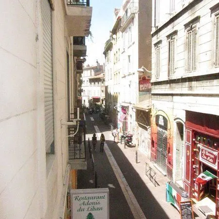 T3 Balcon Cours julien 13006 MARSEILLE IDEAL COLOCATION Ref 10D1