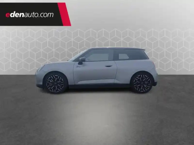 Mini Cooper electric se 218 ch — photo 19