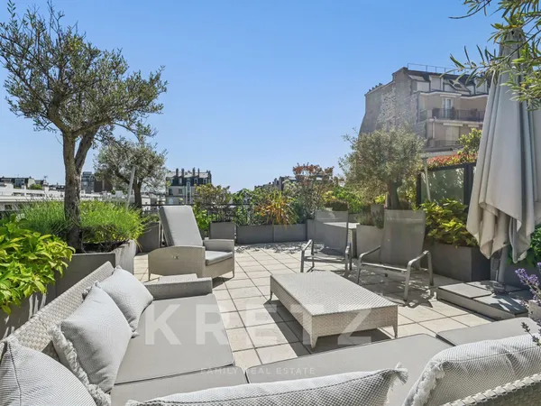Duplex au dernier étage avec Terrasses