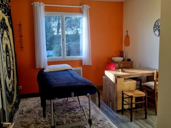 Loue cabinet de thérapeute dans villa paisible St Pierre de Lages, 20 min Est de Toulouse