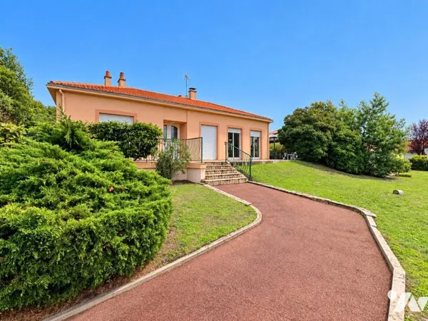 Maison 7 pièces 162 m²