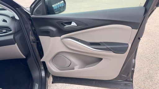 Opel Grandland X 1.2 Turbo 130 - Innovation – 2018 – 118333 km – Essence – Boîte Manuelle — photo 42