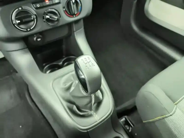 Citroën C3 puretech 83 ch bvm5 you — photo 23