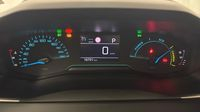 Peugeot 2008 1.2 Hybrid 145ch Style e-DCS6 — photo 10