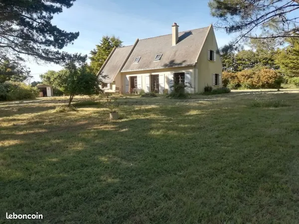 Maison en front de mer à 1h de Nantes sur un terrain de 4300m2