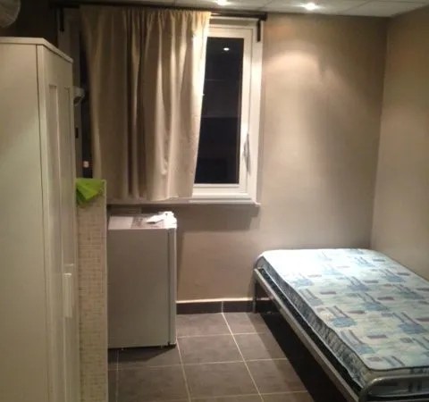 Chambre Colocation Grenoble 4p 80m² 295€