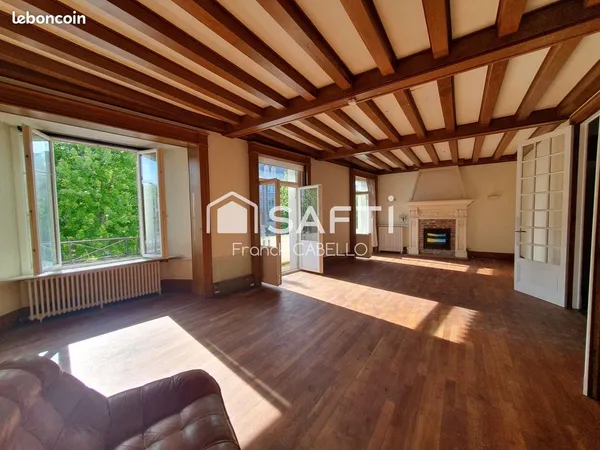 Triplex 10 pièces 600 m²