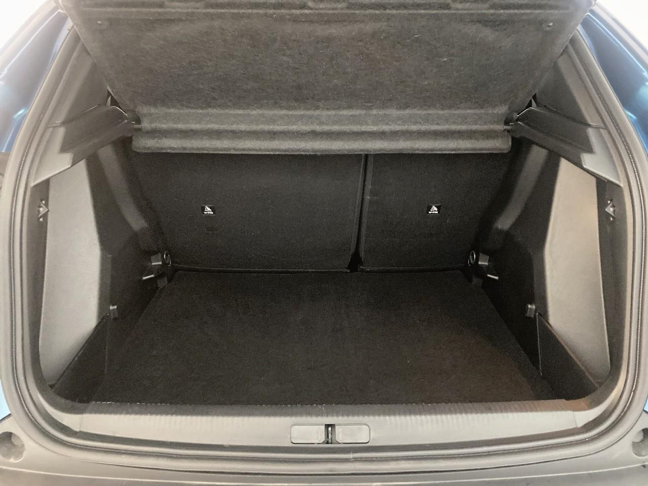 Peugeot 2008 hybrid 145 ch e-dcs6 allure — photo 6