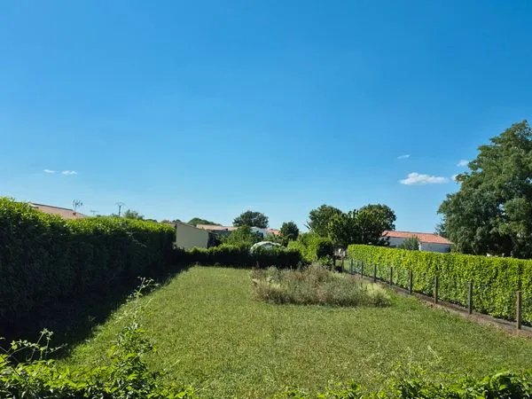 Terrain Chaillé 17700
