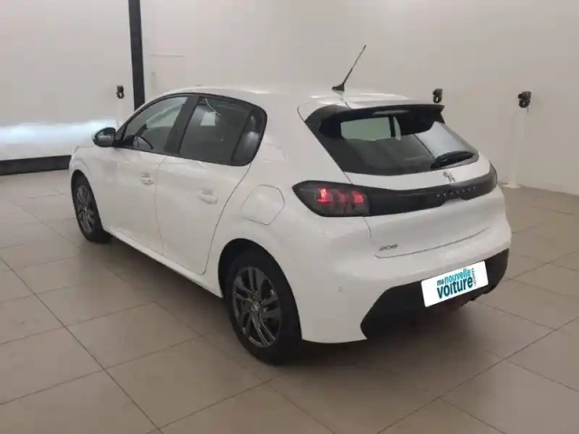 Peugeot 208 puretech 100 s&amp;s bvm6 — photo 35
