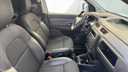 Renault Express 1.5 Blue dCi 75 - Essentiel – 2021 – 86488 km – Diesel – Boîte Manuelle — photo 17