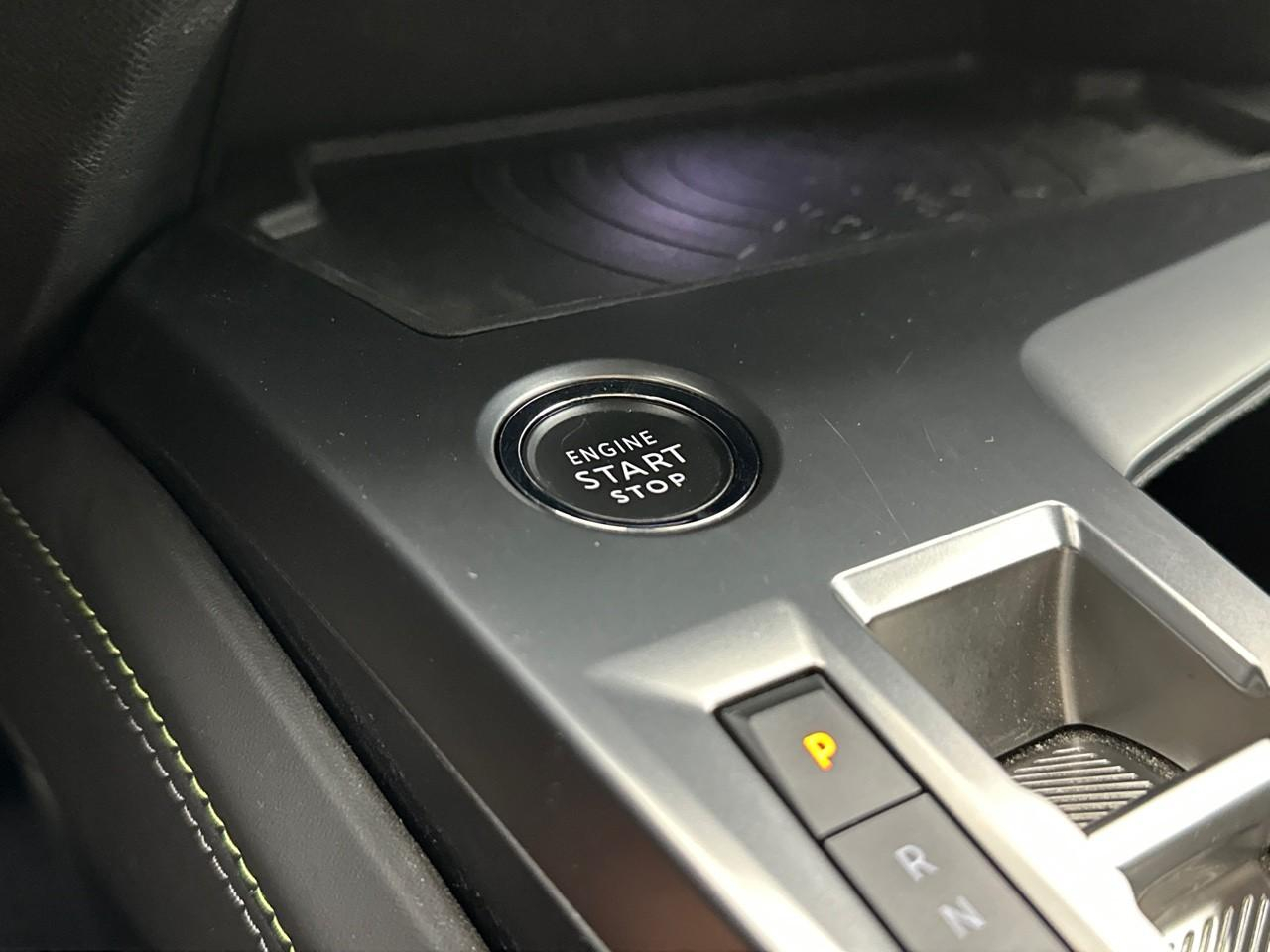 Peugeot 408 phev 225 e-eat8 gt — photo 29