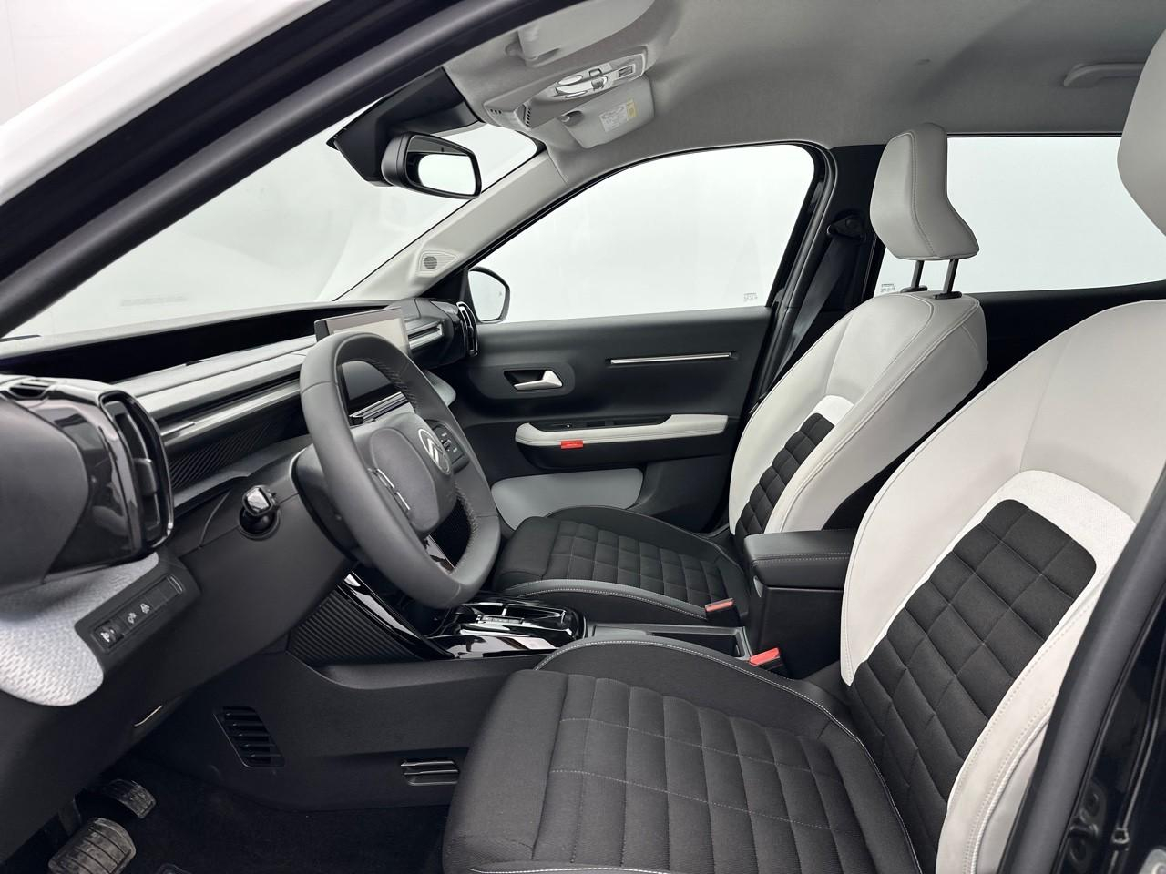 Citroën C3 Aircross hybride 145 ch aut max — photo 10