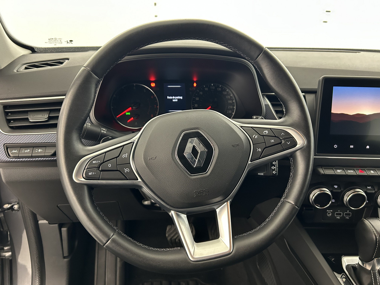 Renault Arkana — photo 15