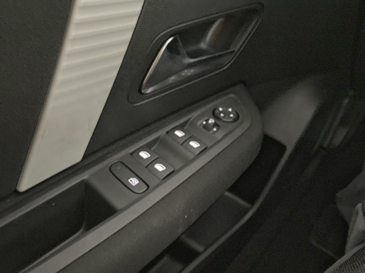 Citroën C4 X hybride 145 ch e-dcs6 plus — photo 20