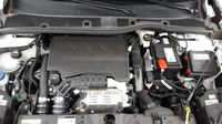 Peugeot 2008 1.2 PureTech 130ch S&S GT Line — photo 12