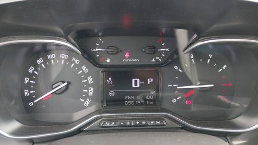 Citroen C3 Aircross 1.2 PureTech 130 EAT6 - Shine – 2020 – 96197 km – Essence – Boîte Automatique — photo 15