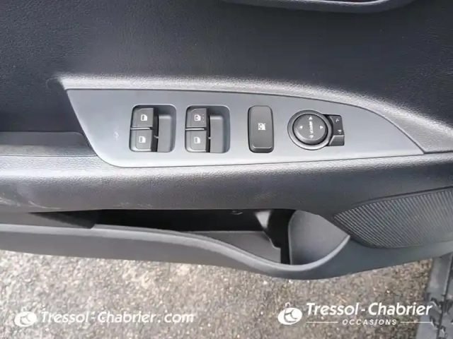 Kia Stonic 1.0 t-gdi 100 ch dct7 active — photo 20