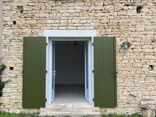 À louer maison située à St Hilaire la palud