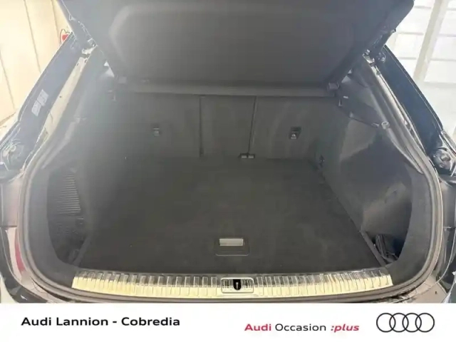 Audi Q3 sportback 45 tfsi e 245ch s line s tronic 6 — photo 24