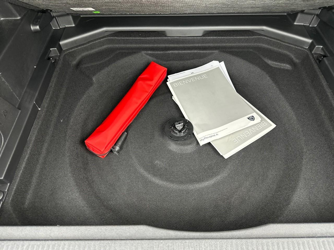 Peugeot 3008 puretech 130ch s&s eat8 gt pack — photo 41