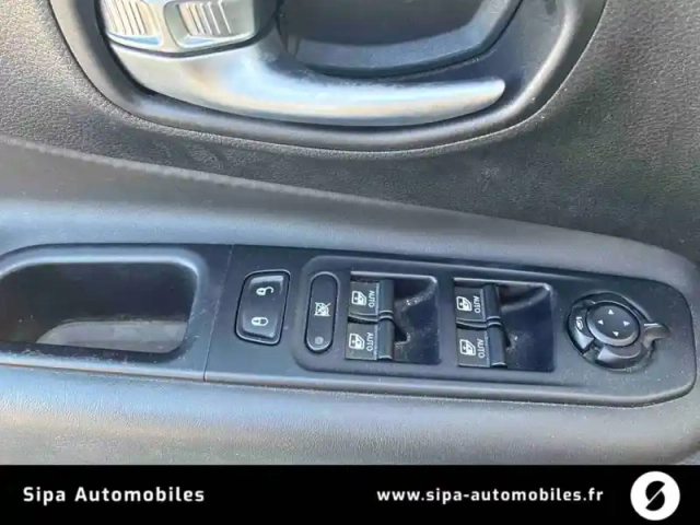 Jeep Renegade 1.0 gse t3 120 ch bvm6 — photo 22
