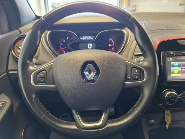 Renault Captur dci 90 — photo 33