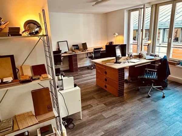 Poste de travail à louer au sein d'un bureau d'architectes