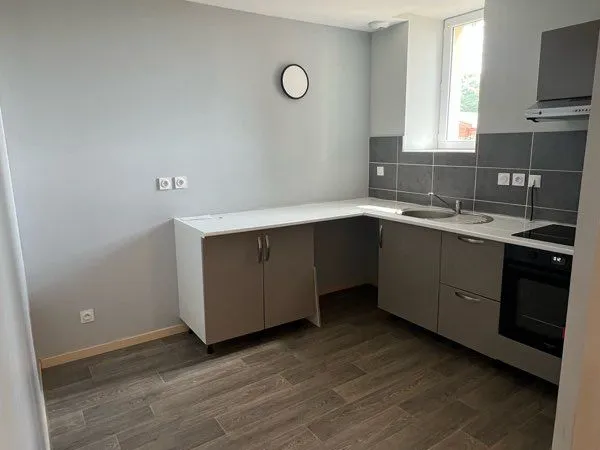 Maison, abris de jardin, 3 chambres