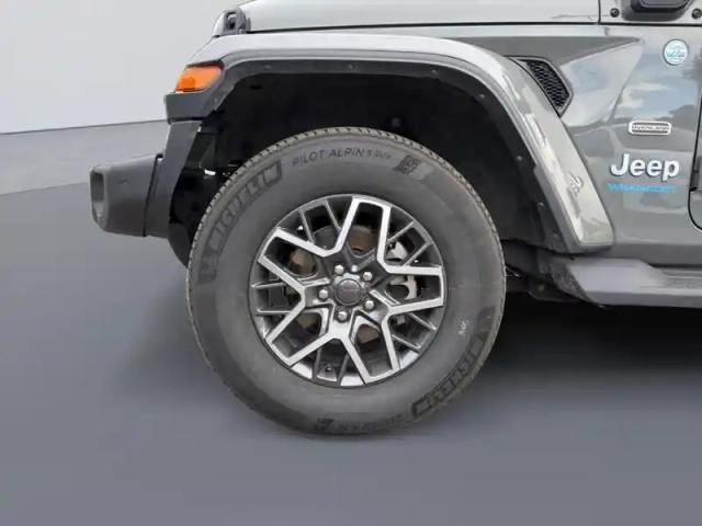 Jeep Wrangler unlimited 2.0 t 380ch 4xe overland command-trac my23 — photo 39