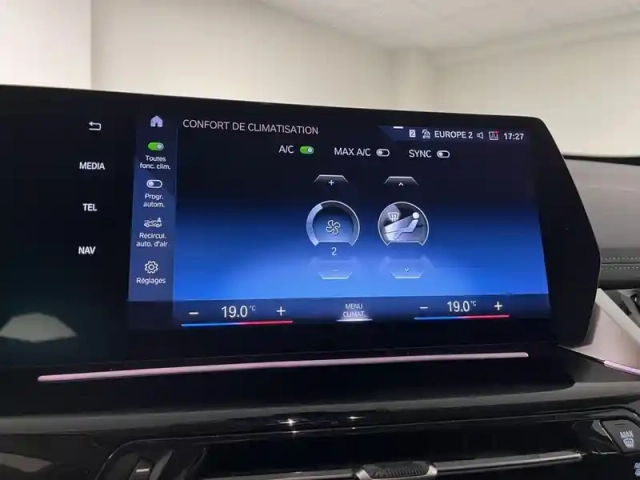 Bmw X1 sdrive18i 136ch xline — photo 15