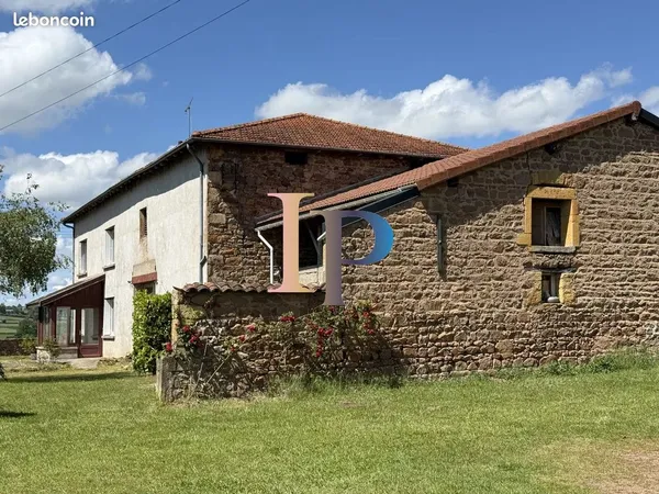 Maison 8 pièces 223 m²