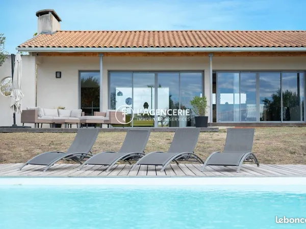 Villa 5 pièces 160 m²