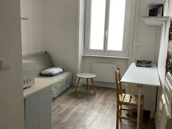 Studio meublé Domaine de la gare