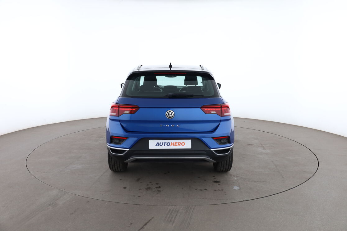 Volkswagen T-Roc 1.5 TSI EVO Carat DSG7 — photo 4