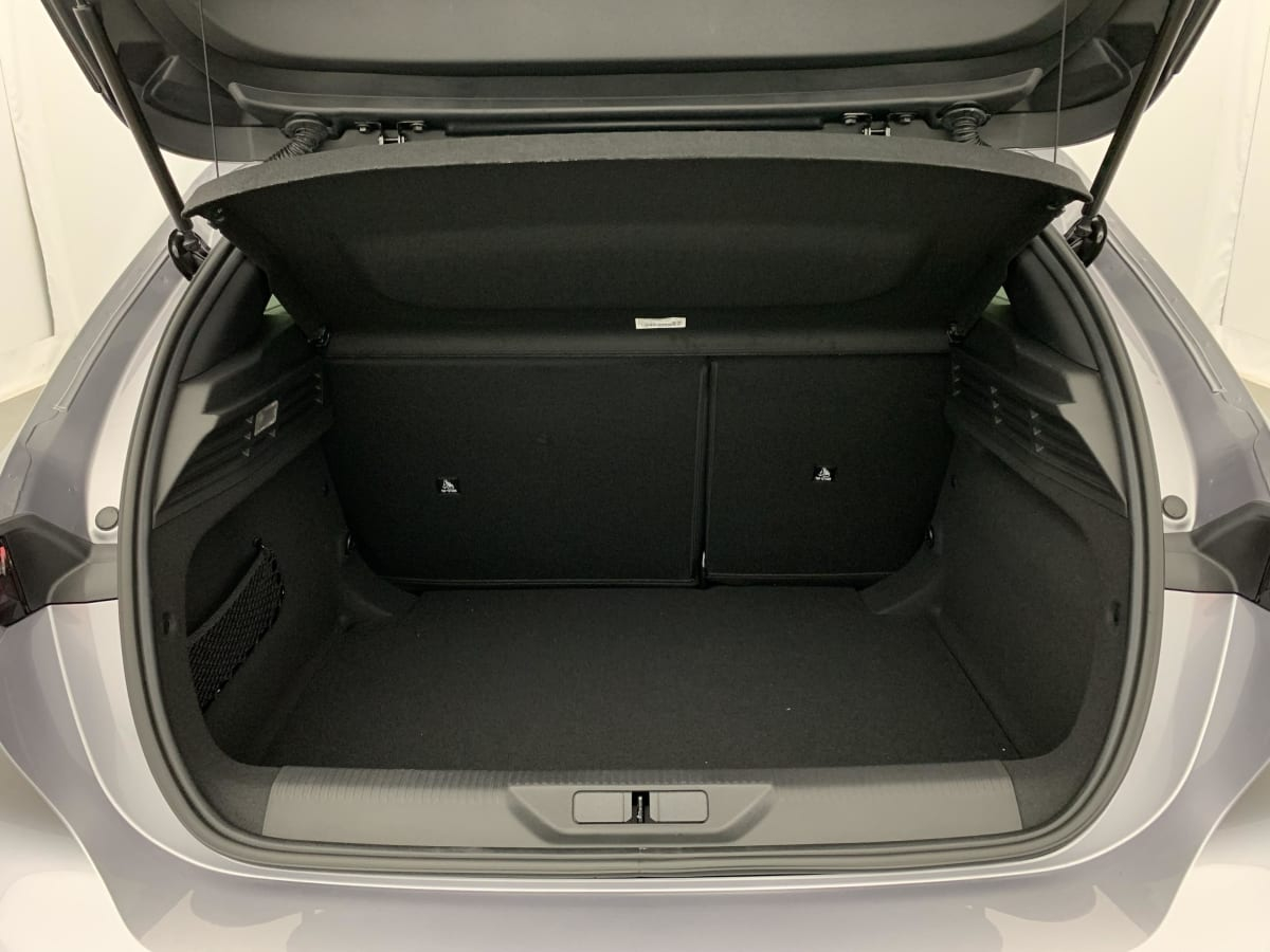 Peugeot 308 — photo 11