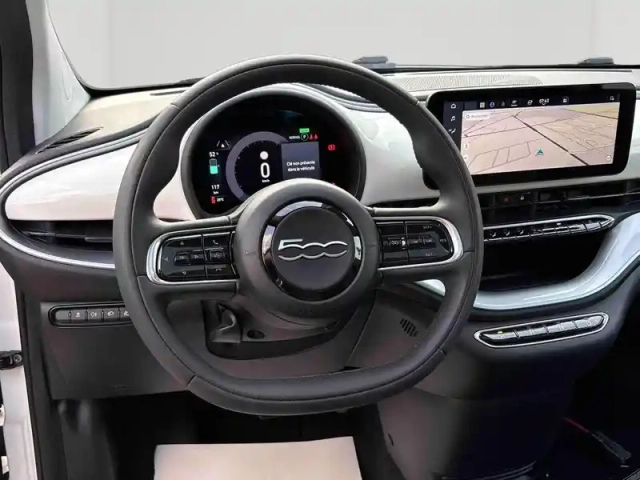 Fiat 500 e 118ch icône plus (pack magic eye) — photo 12